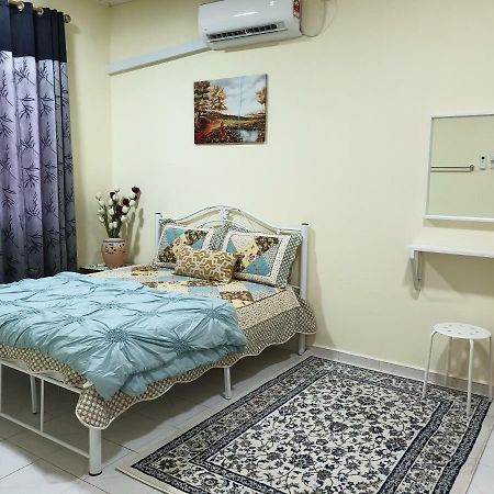 Chukai Auni & Auji Homestay Kemaman מראה חיצוני תמונה