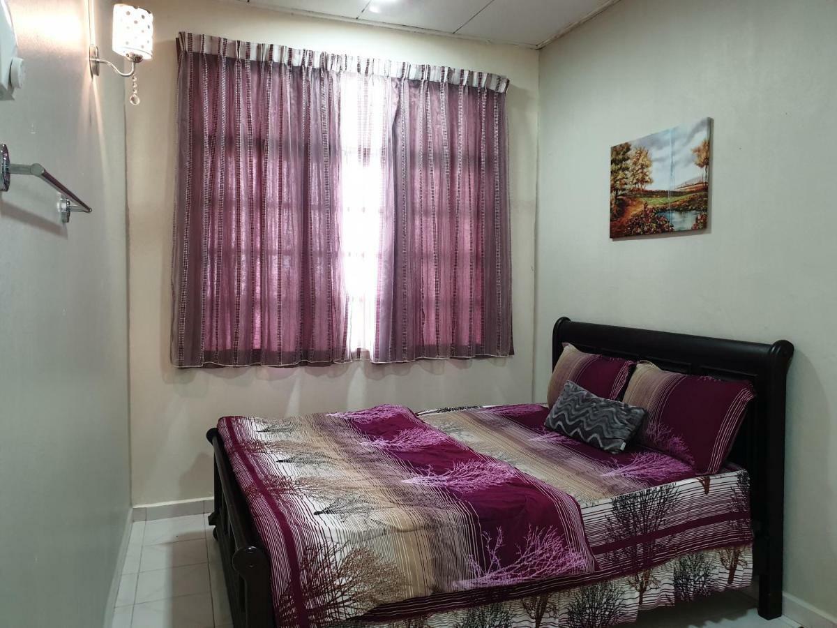 Chukai Auni & Auji Homestay Kemaman מראה חיצוני תמונה